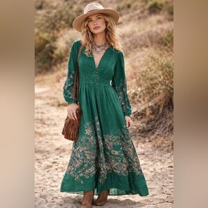 D777. Elegant Boho Green Floral Maxi Dress